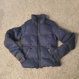 Lululemon jacket size 4